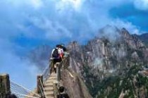 黄山旅游地图景点地图，黄山旅游地图景点地图大全？