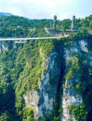张家界旅游景点全景图？张家界旅游景点全景图天门山？