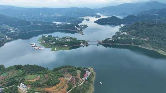 安康旅游景点排名榜，安康旅游景点排名榜天柱山的位置？  第4张