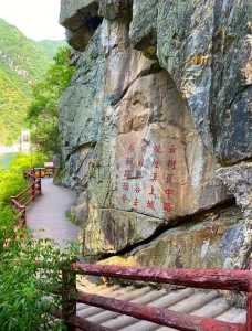 陕西汉中石门栈道风景区？汉中石门栈道旅游景点？  第4张